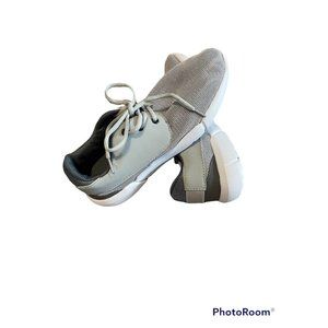 Eastlander womens sneakers mesh gray 9 1/2